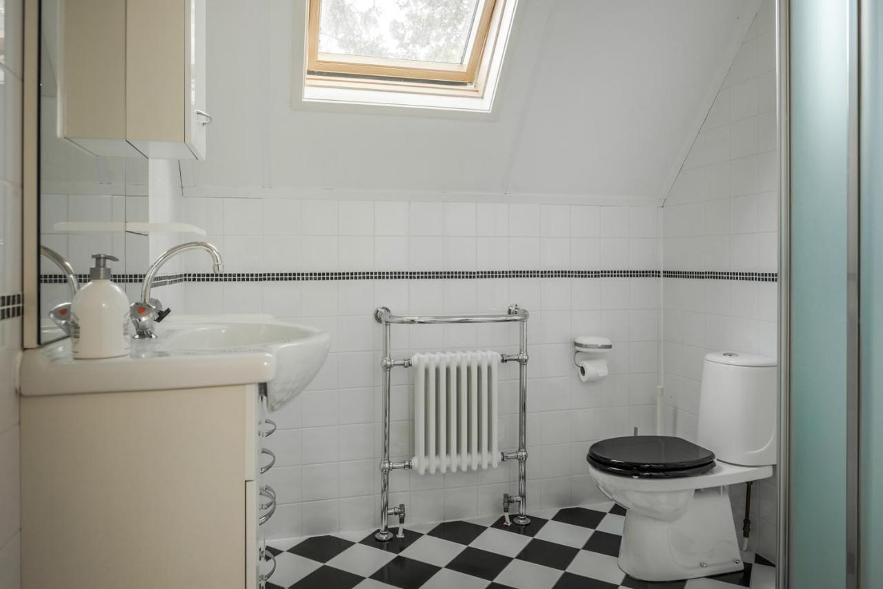 Beautiful English Villa With Hottub Zuidwolde  Eksteriør billede